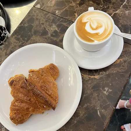 아파트 & Bizzozzero 토리노